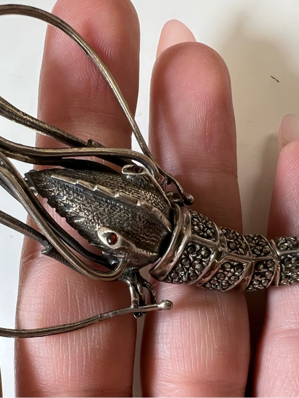 Vintage Sterling Silver Crawfish brooch pin with red eyes - Picture 8 of 15